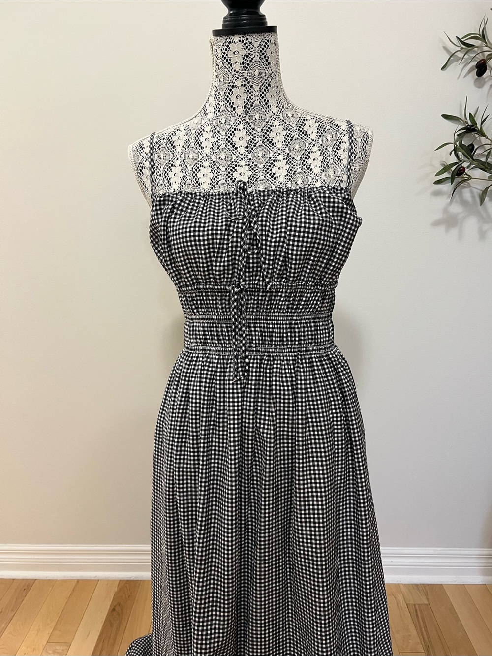 Abercrombie & Fitch Black and White Gingham Strapless Midi Dress
